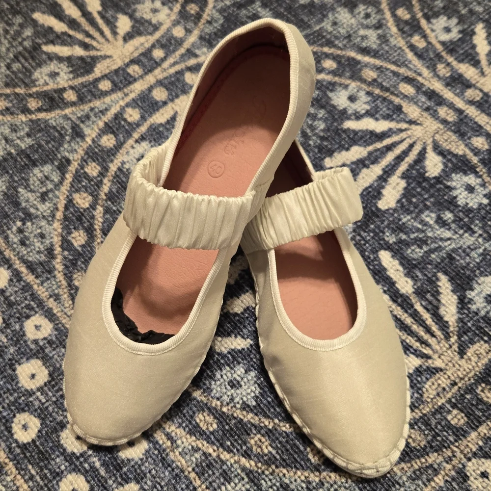 Cream Mary Jane Flats - Picture 1 of 8